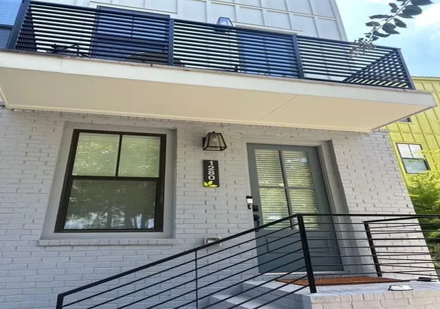 Photo 2 of Townhouse for sale at 1280 Longreen Ter NW, Atlanta, GA 30318 | MLS# 7827810 | Listing updated on 2026-09-09