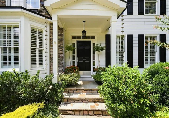 Photo 2 of Single family home for sale at 209 Brighten Ct, Alpharetta, GA 30004 | MLS# 7833914 | Listing updated on 2026-09-14