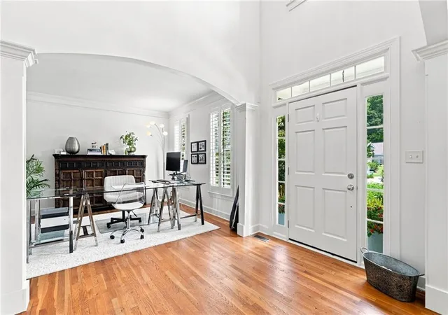 Photo 4 of Single family home for sale at 209 Brighten Ct, Alpharetta, GA 30004 | MLS# 7833914 | Listing updated on 2026-09-14