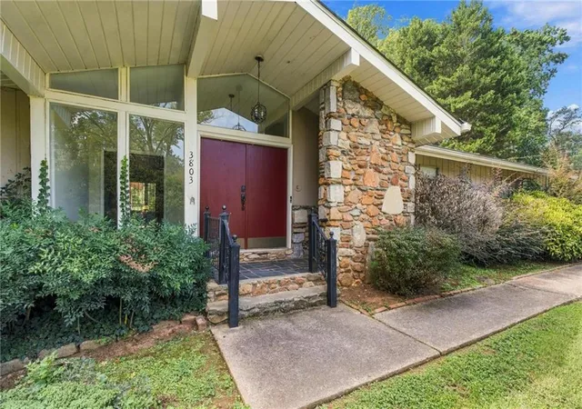 Photo 2 of Single family home for sale at 3803 Gothic Elm Ct, Decatur, GA 30034 | MLS# 7841535 | Listing updated on 2026-09-25