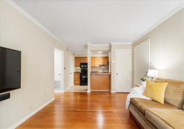 Photo 3 of Condo for sale at 3140 Seven Pines Ct #102, Atlanta, GA 30339 | MLS# 7790904 | Listing updated on 2026-09-11