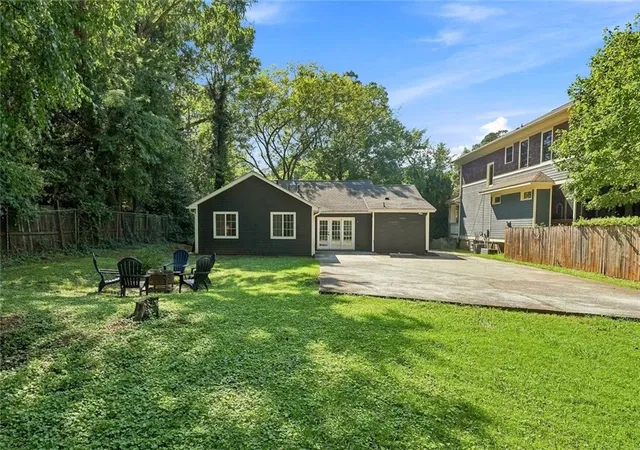 Photo 20 of Single family home for sale at 177 Howard St Ne, Atlanta, GA 30317 | MLS# 7827558 | Listing updated on 2026-09-13