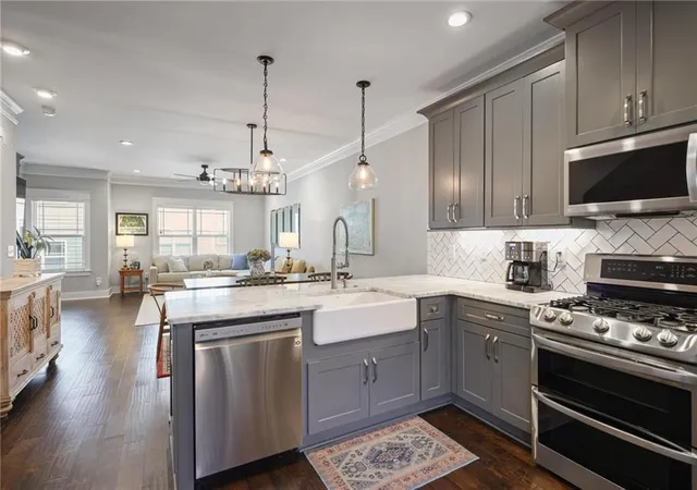 Photo 3 of Townhouse for sale at 1365 Memorial Dr #2, Atlanta, GA 30317 | MLS# 7838716 | Listing updated on 2026-09-22