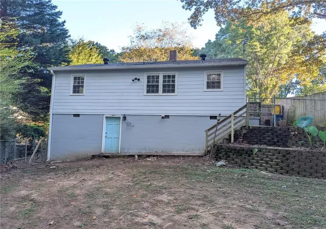 Photo 2 of Single family home for sale at 2063 White Oak Cir NW, Kennesaw, GA 30144 | MLS# 7857125 | Listing updated on 2026-10-26
