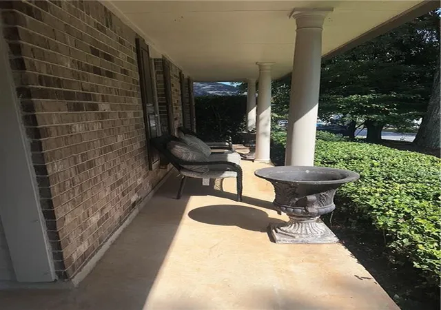 Photo 4 of Single family home for sale at 11020 Mortons Xing, Johns Creek, GA 30022 | MLS# 7836162 | Listing updated on 2026-09-13