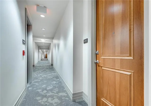Photo 3 of Condo for sale at 3040 Peachtree Rd NW #1602, Atlanta, GA 30305 | MLS# 7831614 | Listing updated on 2026-09-03