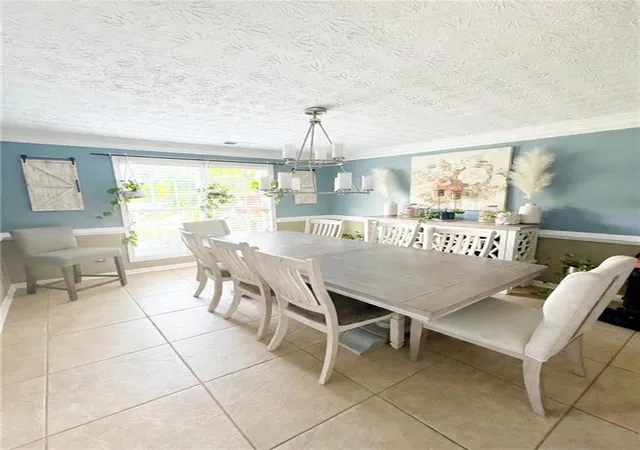 Photo 4 of Single family home for sale at 142 Hickory Crk Ln, Acworth, GA 30101 | MLS# 7841440 | Listing updated on 2026-10-19