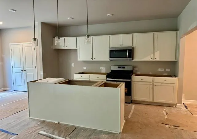 Photo 3 of Townhouse for sale at 1235 Park Ctr Cir, Austell, GA 30168 | MLS# 7792138 | Listing updated on 2026-09-11