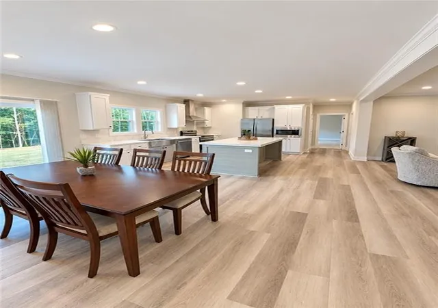 Photo 4 of Single family home for sale at 5574 Saddle Club Rd, Gainesville, GA 30506 | MLS# 7790887 | Listing updated on 2026-09-09