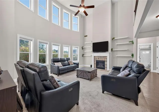Photo 4 of Single family home for sale at 117 Palomino Dr, Newnan, GA 30265 | MLS# 7836174 | Listing updated on 2026-09-12