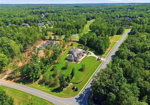 Photo 2 of Single family home for sale at 515 River Forest Dr, Forsyth, GA 31029 | MLS# 7823548 | Listing updated on 2026-09-18