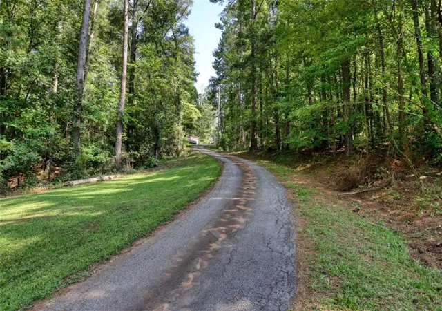 Photo 3 of Single family home for sale at 4370 Cole Rd, Villa Rica, GA 30180 | MLS# 7833727 | Listing updated on 2026-09-11