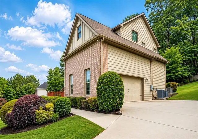 Photo 2 of Single family home for sale at 3641 Mountain Cvs Rd, Snellville, GA 30039 | MLS# 7830909 | Listing updated on 2026-10-08