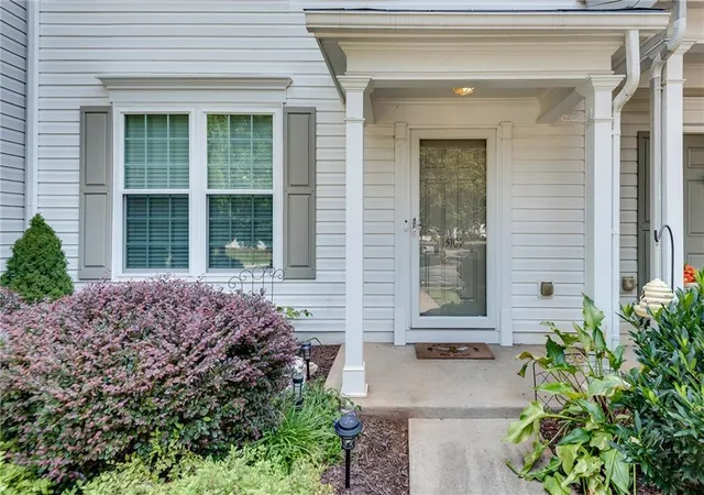 Photo 1 of Condo for sale at 13101 Region Tr, Alpharetta, GA 30004 | MLS# 7830829 | Listing updated on 2026-09-13
