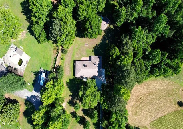 Photo 3 of Single family home for sale at 647 E Mays Rd, Stockbridge, GA 30281 | MLS# 7843709 | Listing updated on 2026-10-09