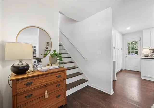 Photo 3 of Single family home for sale at 2756 Fontainebleau Dr, Atlanta, GA 30360 | MLS# 7834576 | Listing updated on 2026-09-13