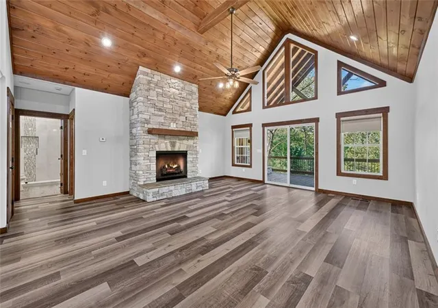 Photo 4 of Sale Pending at 236 Ivy Dr, Ellijay, GA 30540 | MLS# 7833805 | Listing updated on 2026-09-11