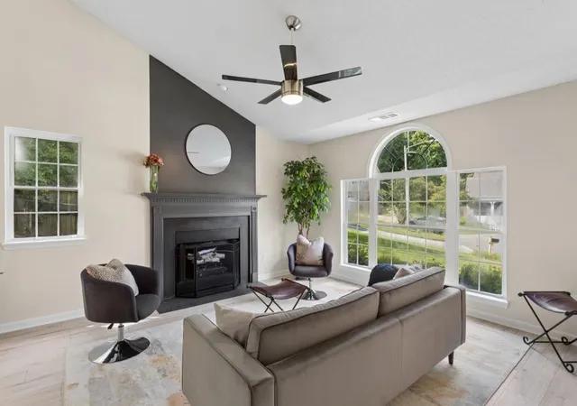 Photo 2 of Sale Pending at 2064 Cherokee Ridge Trl Nw, Kennesaw, GA 30144 | MLS# 7836519 | Listing updated on 2026-09-21