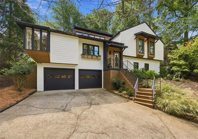 Photo 1 of Sale Pending at 515 Silver Pine Trl, Roswell, GA 30076 | MLS# 7840084 | Listing updated on 2026-09-28