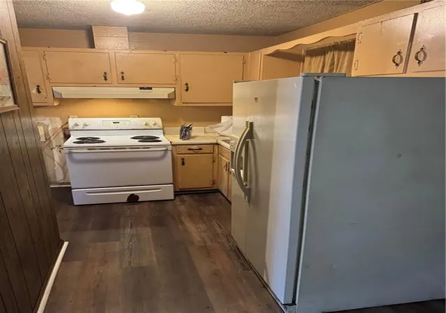Photo 2 of Single family home for sale at 4235 Utoy Ct SW, Atlanta, GA 30331 | MLS# 7859599 | Listing updated on 2026-10-27