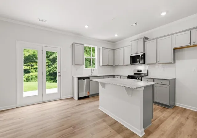 Photo 4 of Sale Pending at 3878 Donetta Dr, Atlanta, GA 30349 | MLS# 7832920 | Listing updated on 2026-09-25