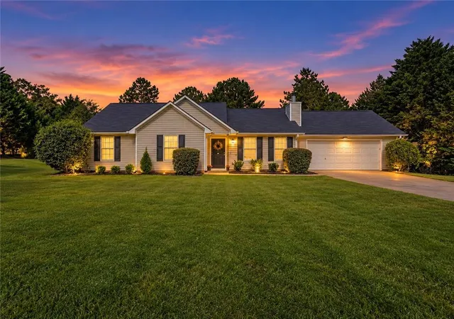 Photo 1 of Sale Pending at 41 Giles Dr, Mcdonough, GA 30252 | MLS# 7832299 | Listing updated on 2026-10-06