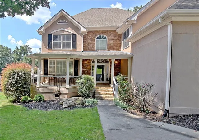 Photo 2 of Single family home for sale at 1020 Patina Pt, Peachtree City, GA 30269 | MLS# 7831637 | Listing updated on 2026-09-22