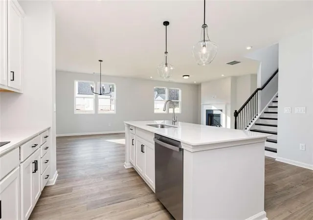 Photo 2 of Single family home for sale at 3154 Cambridge Ml St, Acworth, GA 30102 | MLS# 7859707 | Listing updated on 2026-10-30
