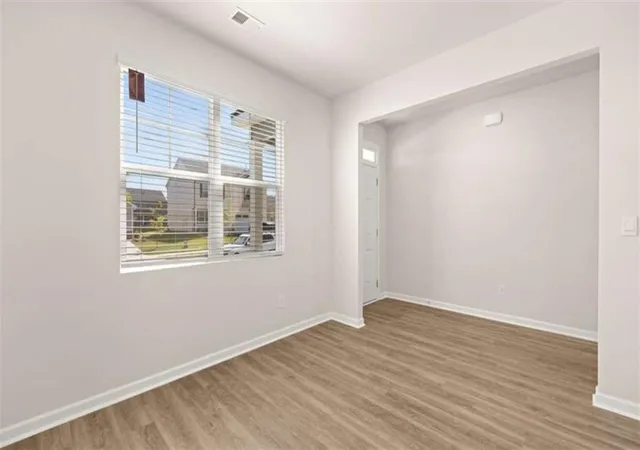 Photo 3 of Single family home for sale at 214 Defillippe Dr, Statham, GA 30666 | MLS# 7784141 | Listing updated on 2026-10-21