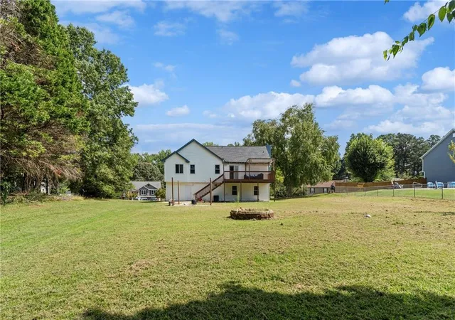 Photo 2 of Single family home for sale at 4650 Wheeler Crk Dr, Hoschton, GA 30548 | MLS# 7830644 | Listing updated on 2026-09-13