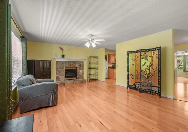 Photo 3 of Single family home for sale at 7616 Highland Oaks Dr, Young Harris, GA 30582 | MLS# 7857781 | Listing updated on 2026-10-28