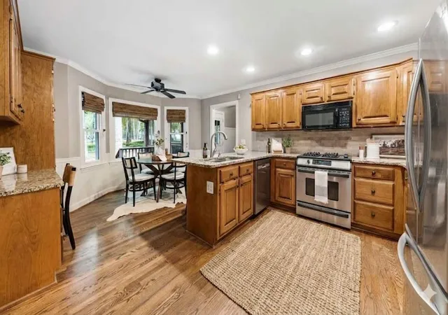 Photo 3 of Single family home for sale at 740 Windsor Ct, Alpharetta, GA 30009 | MLS# 7859904 | Listing updated on 2026-10-29