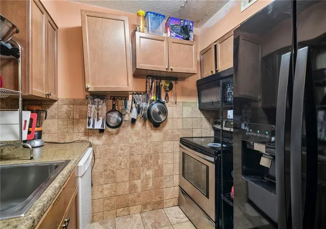 Photo 3 of Condo for sale at 3615 Cobble Ml Ln, Clarkston, GA 30021 | MLS# 7817805 | Listing updated on 2026-09-08