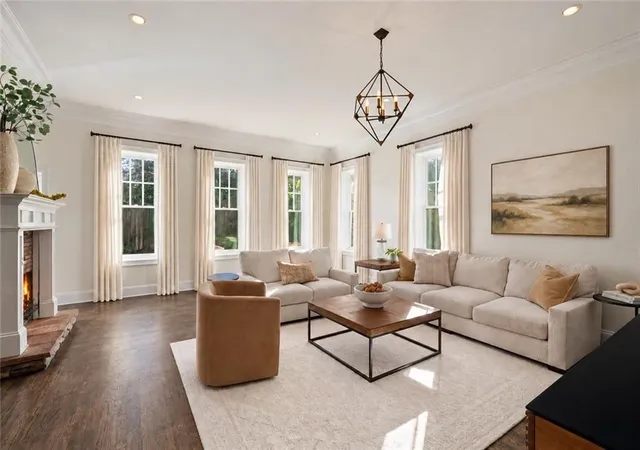 Photo 2 of Single family home for sale at 1279 Zimmer Dr NE, Atlanta, GA 30306 | MLS# 7856617 | Listing updated on 2026-10-28