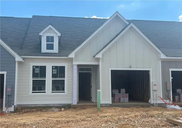 Photo 1 of Townhouse for sale at 106 Harmony Cir, Cartersville, GA 30120 | MLS# 7805969 | Listing updated on 2026-09-10