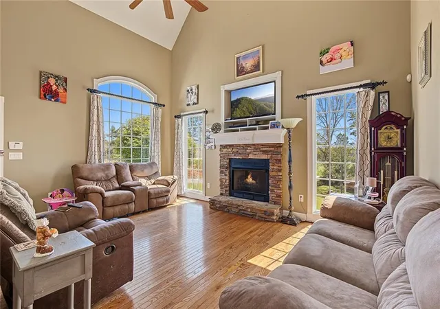 Photo 2 of Single family home for sale at 191 Roberts Ridge Rd, Ellijay, GA 30540 | MLS# 7859217 | Listing updated on 2026-10-27