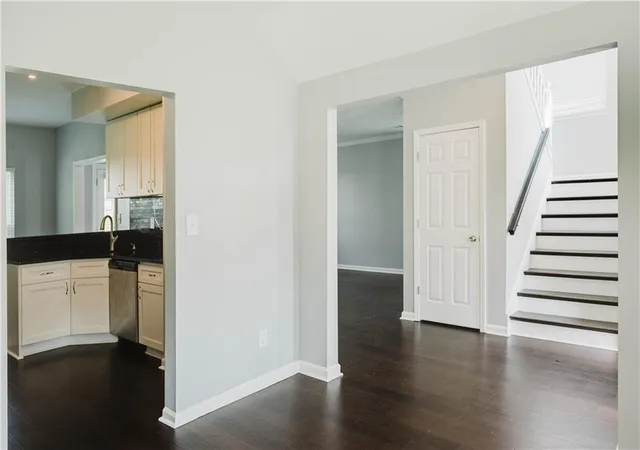 Photo 4 of Single family home for sale at 1685 Brumby Cir, Lithia Springs, GA 30122 | MLS# 7834537 | Listing updated on 2026-09-11