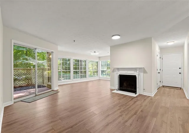 Photo 2 of Condo for sale at 1710 Riverview Dr Se, Marietta, GA 30067 | MLS# 7838171 | Listing updated on 2026-10-03