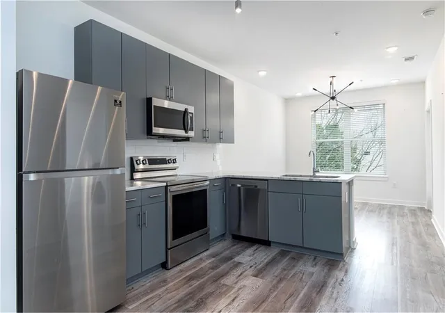 Photo 3 of Condo for sale at 525 Parkway Dr NE #413, Atlanta, GA 30354 | MLS# 7834538 | Listing updated on 2026-09-11
