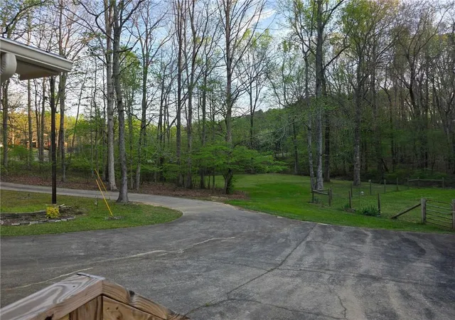 Photo 3 of Single family home for sale at 403 N Stringer Rd, Canton, GA 30115 | MLS# 7830129 | Listing updated on 2026-09-04