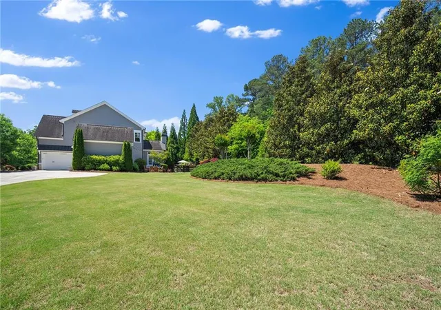 Photo 3 of Single family home for sale at 410 Buckfield Ln, Alpharetta, GA 30004 | MLS# 7815263 | Listing updated on 2026-09-14