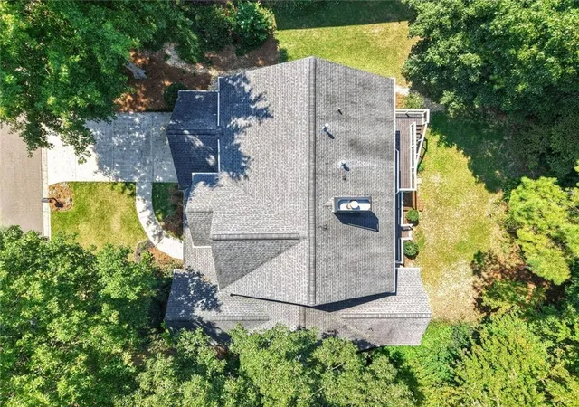 Photo 3 of Single family home for sale at 8406 Avalon Ct, Cumming, GA 30041 | MLS# 7835022 | Listing updated on 2026-09-20
