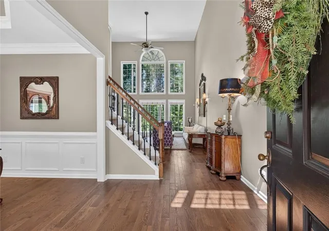 Photo 4 of Single family home for sale at 8406 Avalon Ct, Cumming, GA 30041 | MLS# 7835022 | Listing updated on 2026-09-20