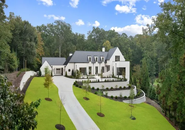 Photo 1 of Single family home for sale at 4845 Jett Rd, Sandy Springs, GA 30327 | MLS# 7849470 | Listing updated on 2026-10-22