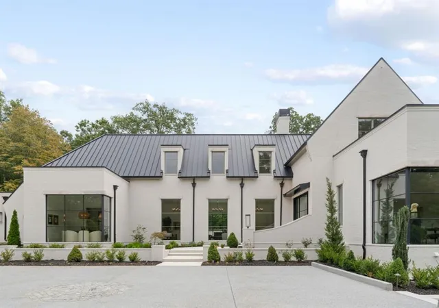 Photo 3 of Single family home for sale at 4845 Jett Rd, Sandy Springs, GA 30327 | MLS# 7849470 | Listing updated on 2026-10-22