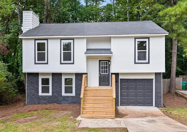 Photo 1 of Single family home for sale at 3321 Eastwood Trl, Snellville, GA 30078 | MLS# 7832788 | Listing updated on 2026-09-29