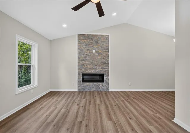 Photo 3 of Single family home for sale at 3321 Eastwood Trl, Snellville, GA 30078 | MLS# 7832788 | Listing updated on 2026-09-29