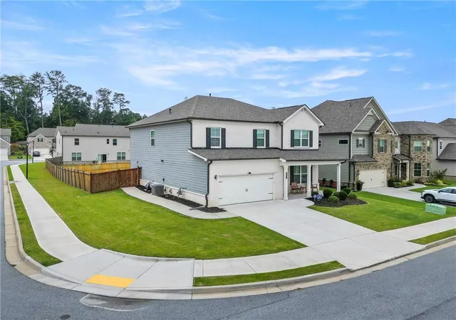 Photo 2 of Single family home for sale at 3477 Spruce Way Sw, Atlanta, GA 30331 | MLS# 7835521 | Listing updated on 2026-09-15