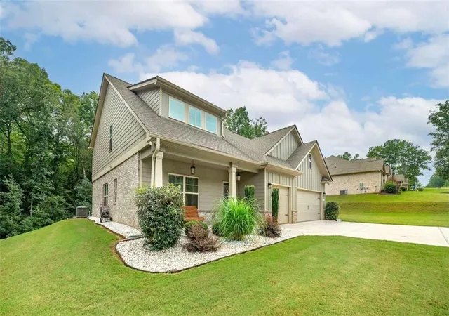 Photo 1 of Single family home for sale at 132 Whitworth Dr, Locust Grove, GA 30248 | MLS# 7830904 | Listing updated on 2026-09-02