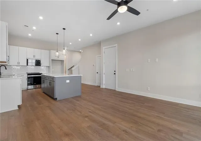 Photo 4 of Condo for sale at 990 Bibbs Cir #7, Atlanta, GA 30318 | MLS# 7859126 | Listing updated on 2026-10-26